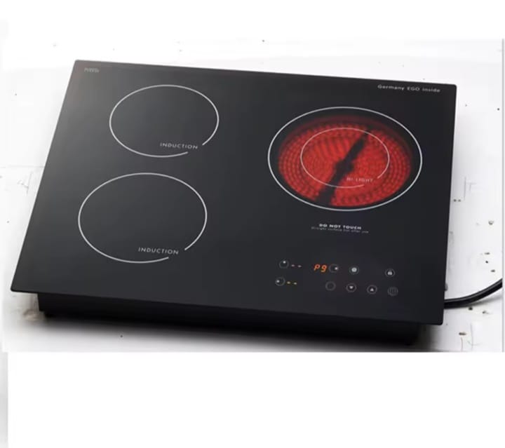 C33 3-Burner Ceramic & Induction Hob – 5300W Built-In Cooktop