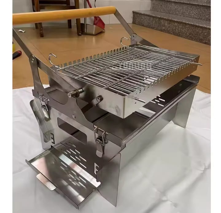 Rotating Mesh BBQ Grill – Foldable Outdoor Braai